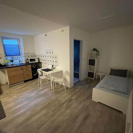 Ruhiges Apartment Im Herzen Von Gera Buitenkant foto