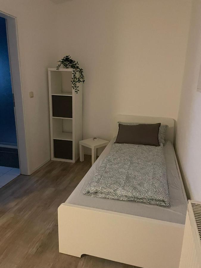Ruhiges Apartment Im Herzen Von Gera Buitenkant foto